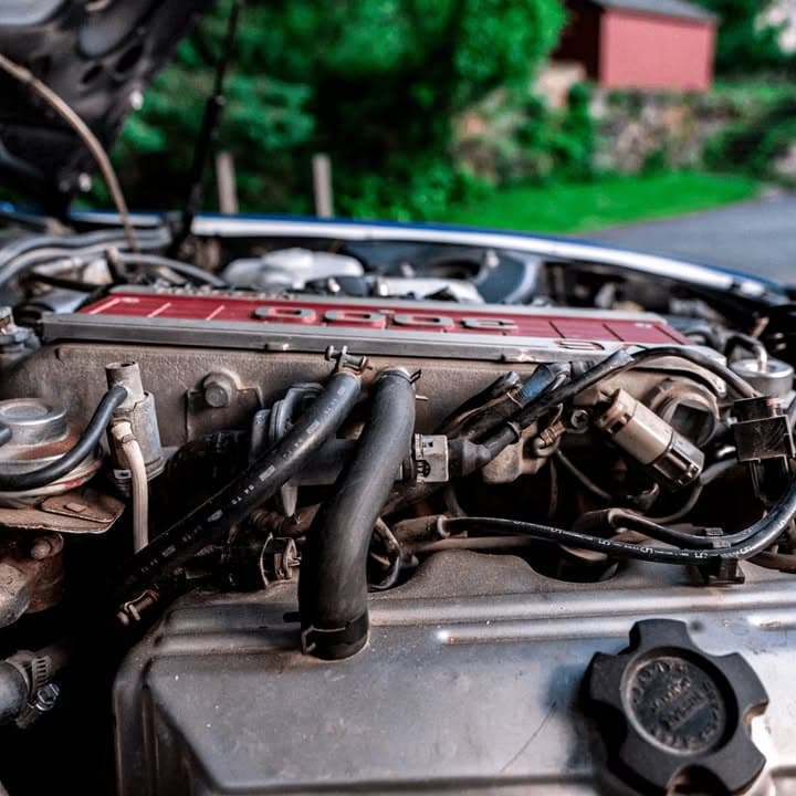 Гоночний Nissan 300ZX Тома Круза виставили на аукціон Наприкінці 1980-х зірка «Топ Ґан: Меверік» деякий час брав участь в автогонках - 9