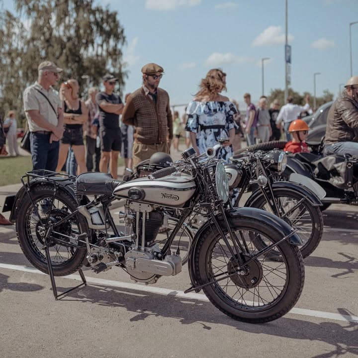 У Латвії відбувся міжнародний зліт ретро техніки Riga Retro 2023 - 9