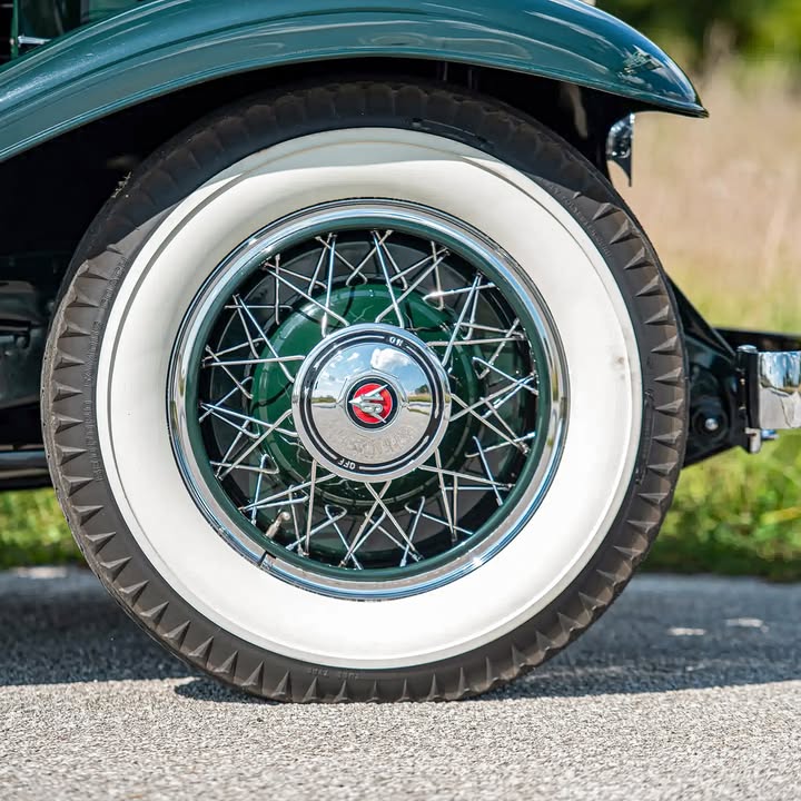 Мільйон за Кадилак: рідкісний Cadillac V-16 Sport “Фаетон” продадуть на аукціоні в США Для класичної епохи (з 1925 по 1948 рр) цей автомобіль - взірець потужності та крутості - 9