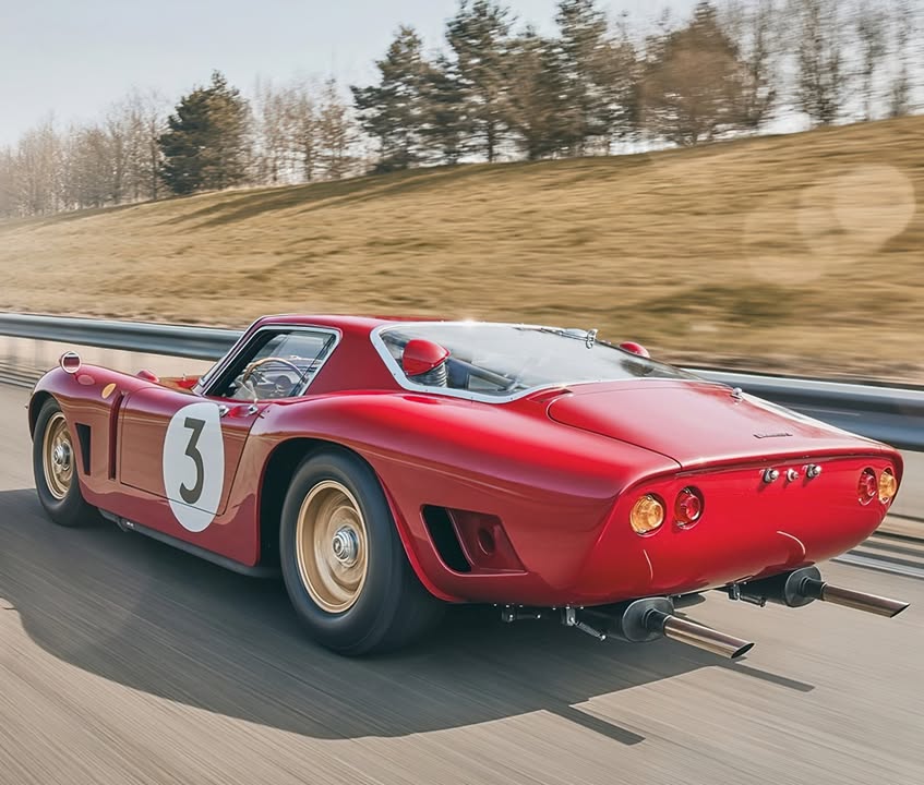 Відродження легенди: Bizzarrini 5300 GT Corsa Revival Як це не дивно, автомобіль на фото - не “ретро”, а побудований а основі 3D сканів спорткара Bizzarrini 5300 GT - 2