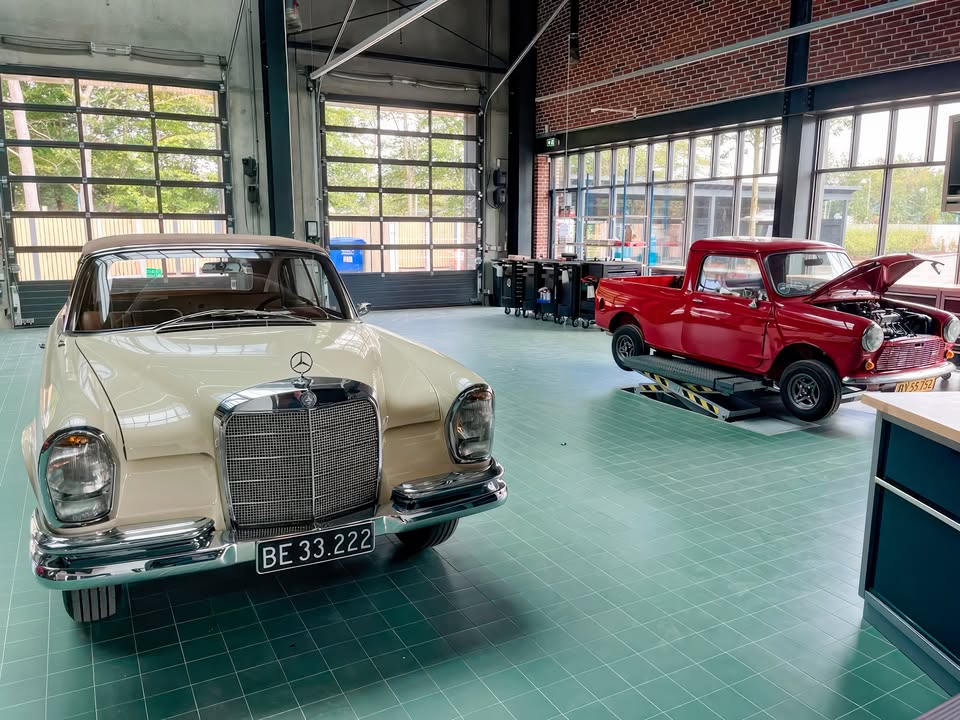 В Данії відбулося відкриття Будинку Класичних Авто – фото На днях в Копенгагені 🇩🇰 урочисто відкрили Classic Car House - 6