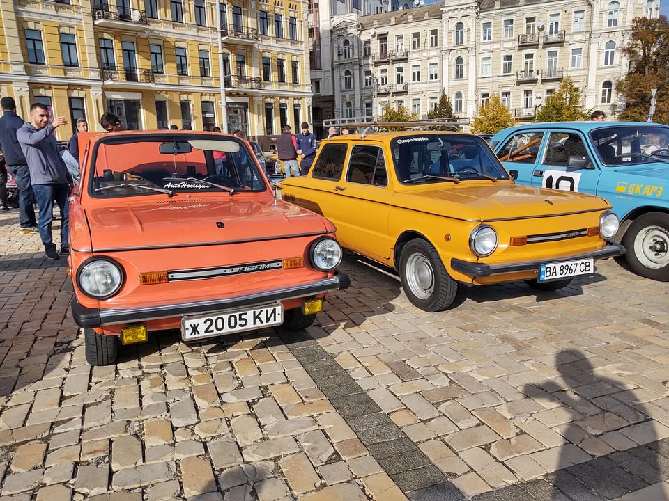 У неділю на Софійській площі ми відзначали День Автомобіліста - 6