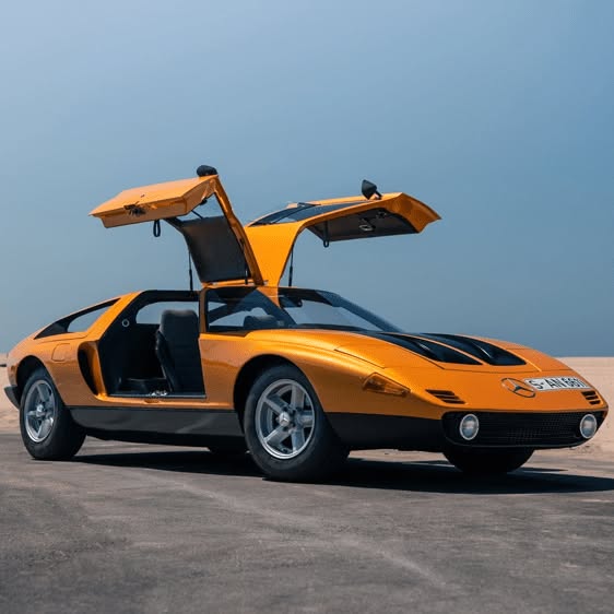 Знаменитий Mercedes C-111 побачили на вулицях Лос-Анджелеса Коли в 1969 році цей концепт кар з’явився на обкланидці популярного журналу Road & Track, мільйони фанатів марки Мерседес мріяли побачити цей автомобільний… - 7