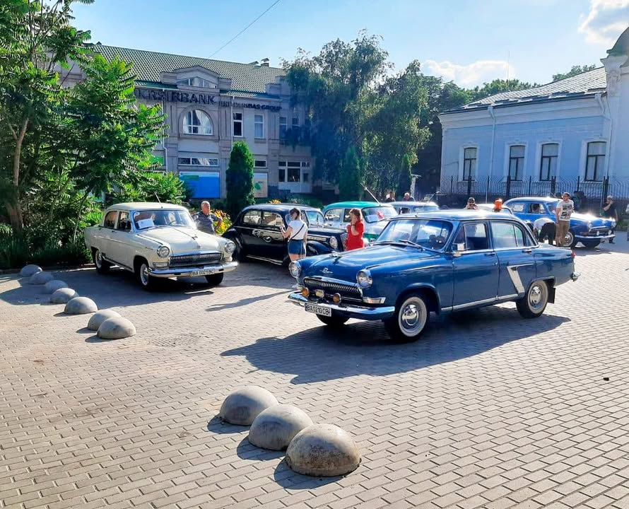 На Кіровоградщині відбулася виставка ретро техніки - 2