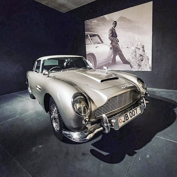 Голландський музей отримав особливу нагороду від президента FIVA Louwman Museum - скарбниця автомобільної історії - 1