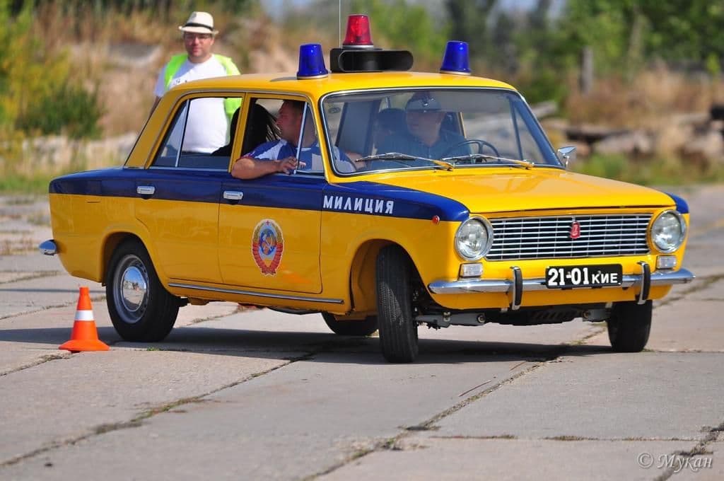 Old Car Land 2021 - фестиваль перенесено - 1