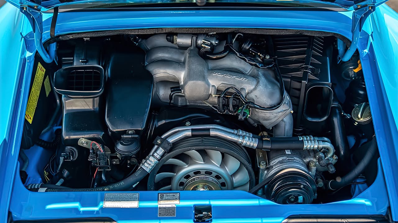 В США продають супер рідкісний Porsche 911 Carrera RS в ідеальному стані Серед Порше серії 911 особливе місце посідають моделі з повітряним охолодженням двигуна - 5