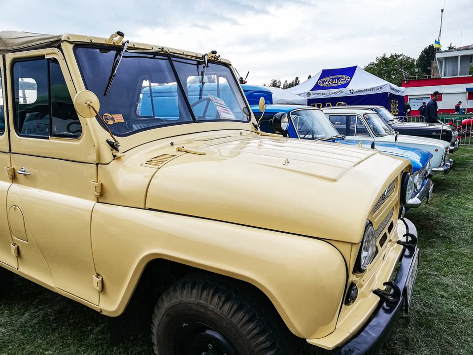 Рік тому відбувся Old Car Land 2021 - 8