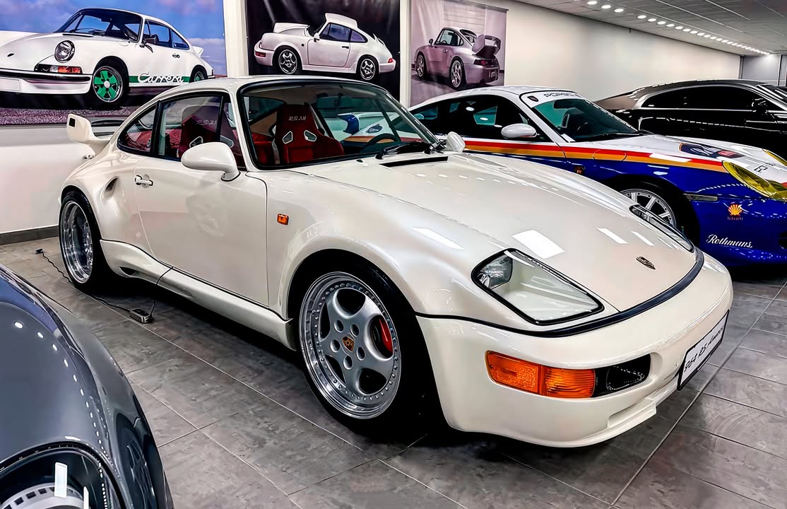 Показали фото секретної колекції Porsche Дніпровського бізнесмена Рідкісні ретро авто, які ви бачите - експонати приватного музею Станіслава Віленського, в Дніпрі - 2