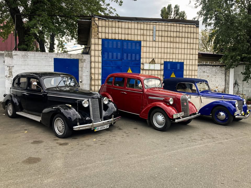 Український автомобільний клуб взяв участь у фестивалі "10 років Old Car Land - 2