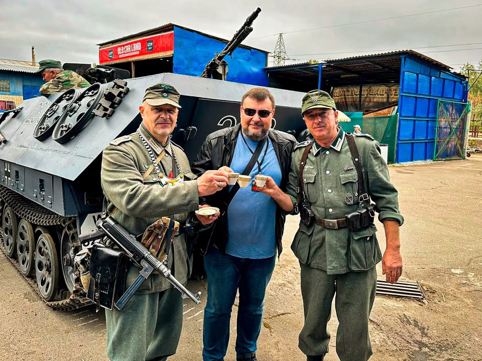 Український автомобільний клуб взяв участь у фестивалі "10 років Old Car Land - 4