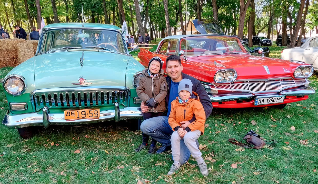 Володимир Мукан: автомобіліст в душі, українець в серці 29 квітня 2023 року під час виконання бойового завдання під Бахмутом героїчно загинув наш друг та колега по ретро руху Volodymyr Mukan Володя був талановитим… - 4
