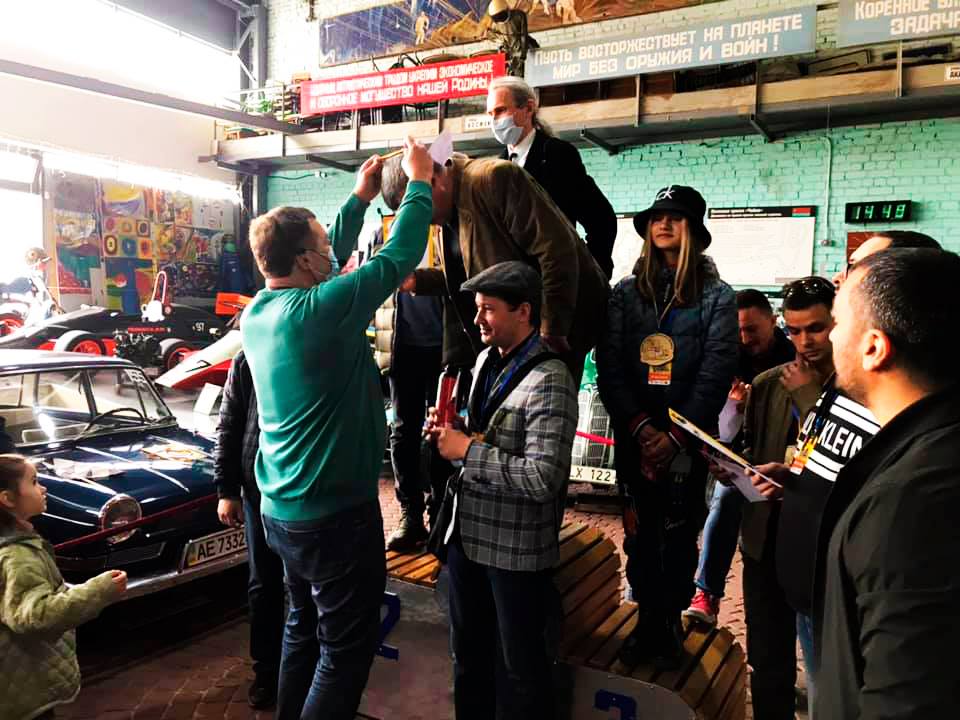 В Дніпрі відбувся ретро пробіг “За фігурами” - 11